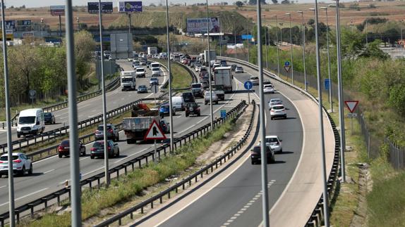 La Semana Santa se salda con 29 muertos en las carreteras, 12 menos que en 2016