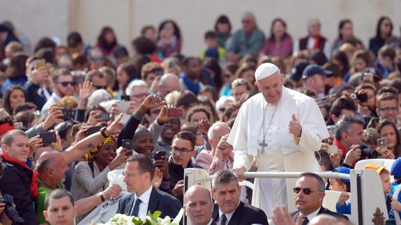 El Papa viaja a Egipto con un mensaje de reconciliación entre religiones