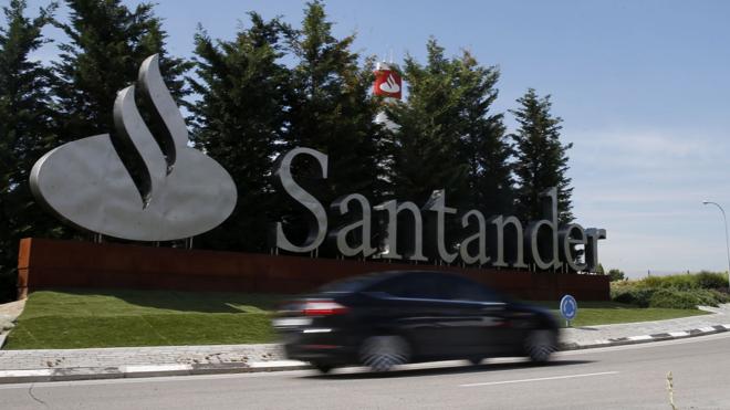 El juez De la Mata investiga a diez directivos del Santander y de BNP por blanqueo