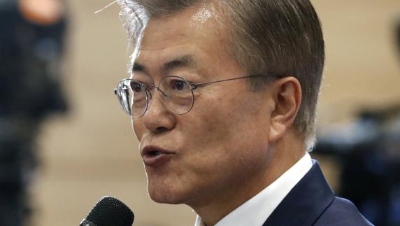 Moon rompe el dominio conservador en Corea del Sur tras el caso 'Rasputina'