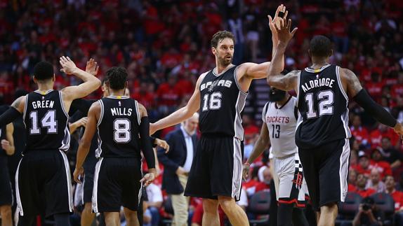 Sin Leonard, pero con Aldridge y Gasol, los Spurs eliminan a los Rockets