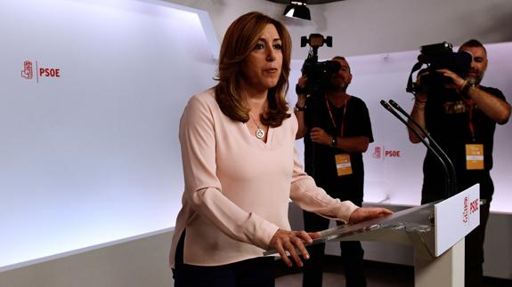 Susana Díaz se pone a disposición del PSOE sin nombrar a Pedro Sánchez