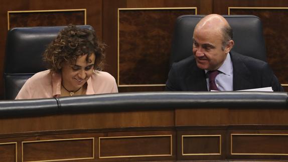 De Guindos cree que la economía crecerá alrededor del 3% este año