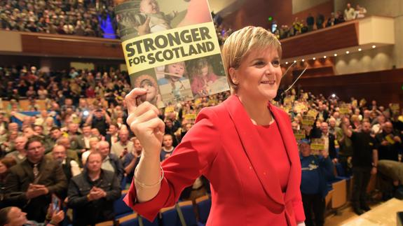 Sturgeon pide un referéndum de independencia para Escocia al final del 'Brexit'