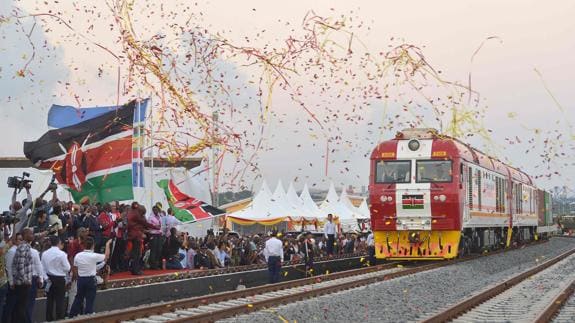 Kenia inaugura la gran línea ferroviaria de África Oriental
