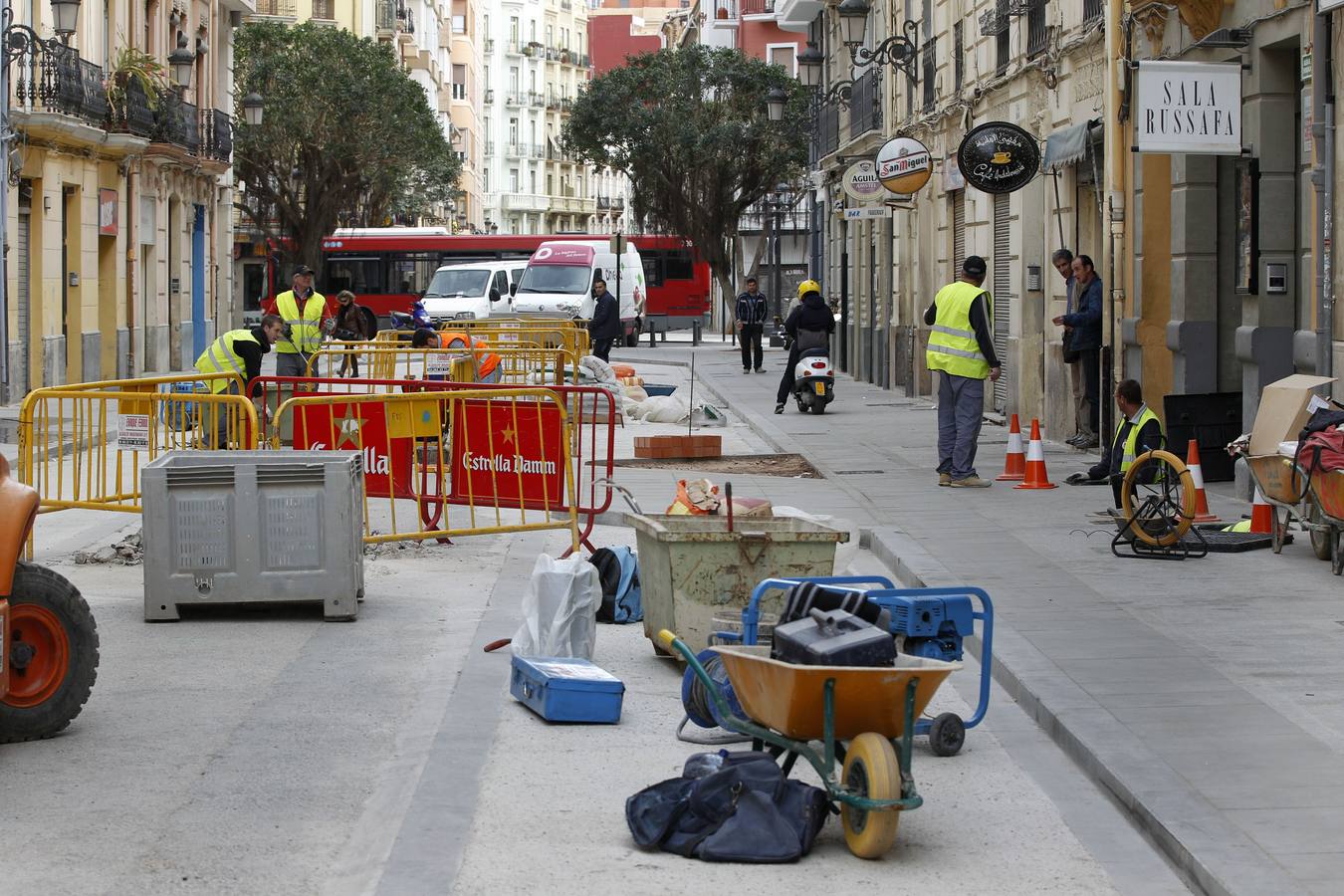 Ruzafa pide un parking por la reducción de 300 plazas en la calle y la nueva zona naranja