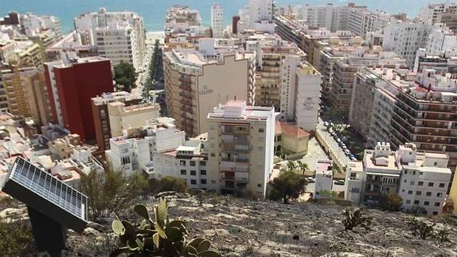 El Consell pone un centenar de multas al año por incumplir la norma contra incendios