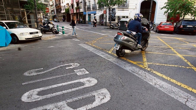 Comerciantes del Ensanche se oponen al nuevo diseño de las calles tras las críticas en Ruzafa