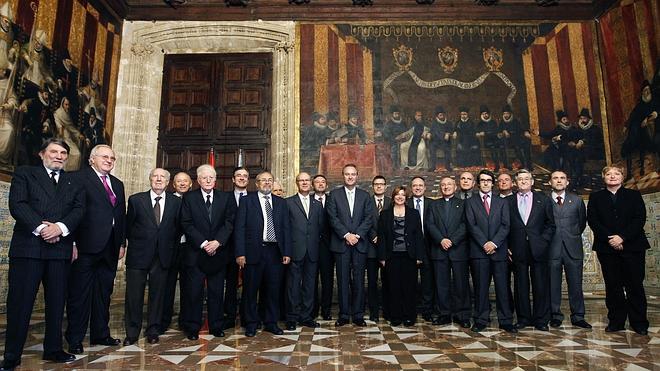 La AVL denuncia que con el cierre de RTVV se ha vulnerado la Carta Europea de las Lenguas