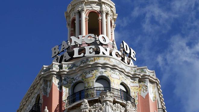 Restringida la publicidad en las zonas monumentales de Valencia