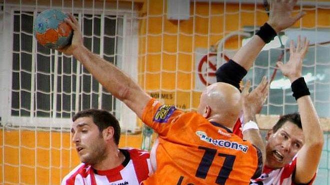 Ángel Fernández y Nacho Nebot renuevan con el Fertiberia Puerto Sagunto