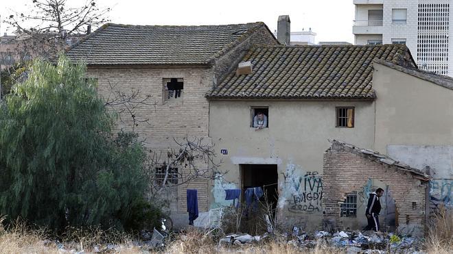 319 familias residen en viviendas precarias en Valencia