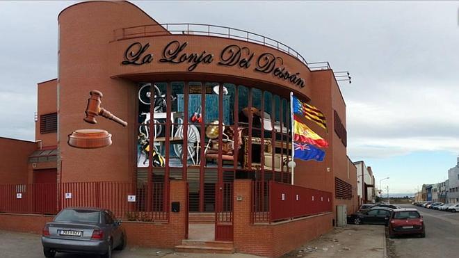La Lonja del Desván subasta este sábado los objetos más originales
