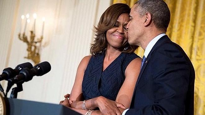 Michelle Obama en Twitter demuestra su amor vía Twitter