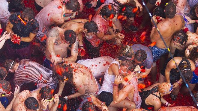 Echa un vistazo al vídeo de la Tomatina 2013
