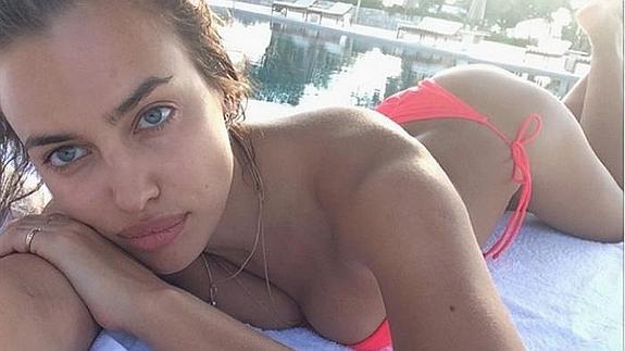 Irina Shayk publica sus fotos más sensuales por miedo al 'CelebGate'