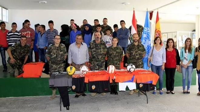 Balones del Valencia para 'pachangas' en de El Líbano