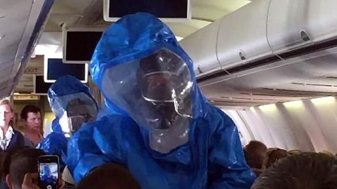 Pánico en un avión de EEUU por una broma pesada: «Tengo ébola»