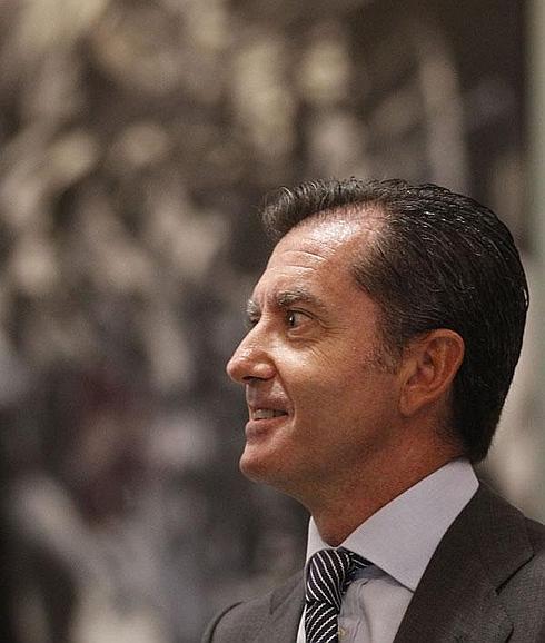 Un juez abre juicio oral contra tres exdirectivos del Instituto Valenciano de Finanzas