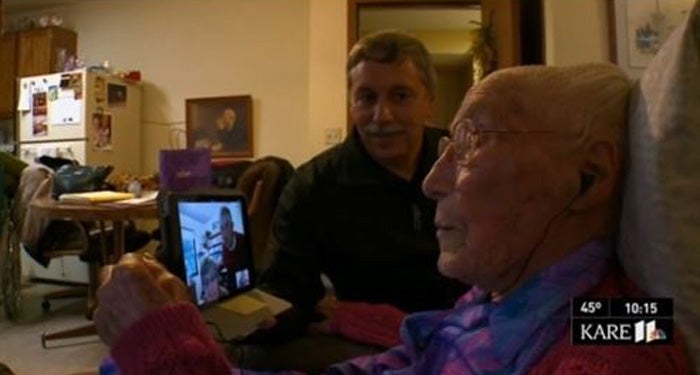 Una mujer de 114 años engaña con su edad a Facebook para poder crearse un perfil