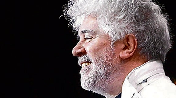 Francia ovaciona a Almodóvar