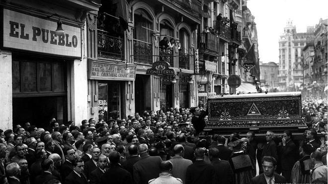 El día que los restos de Blasco Ibáñez llegaron a Valencia
