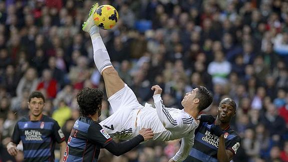 Ver online Granada vs Real Madrid. Horario y televisión en directo y en vivo. Jornada 10 Liga BBVA