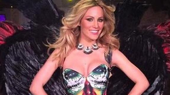 Las chicas de 'Todo va bien' se visten como las ángeles de Victoria's Secret