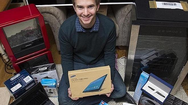 Recibe regalos por valor de más de 4.000 euros por un error de Amazon