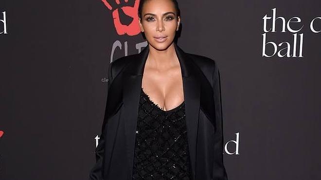 Kim Kardashian, sugerente y atrevida en la gala Diamond Ball de Beverly Hills