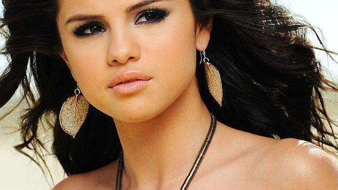 Selena Gómez se desnuda en Instagram