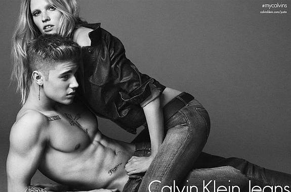 Justin Bieber se desnuda para Calvin Klein