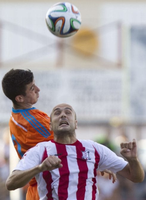 El Eldense frena al Mestalla