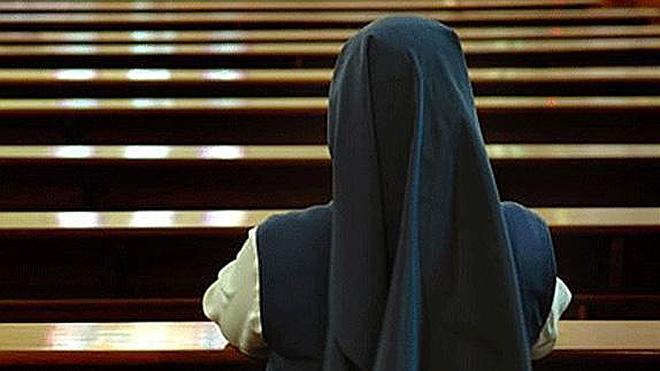 Una monja va al hospital por un dolor de estómago y da a luz un bebé