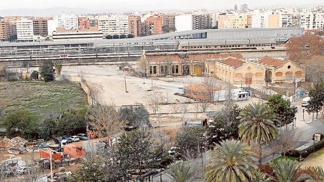 Los vecinos se quedarán sin aparcamiento en Fallas por las obras del Parque Central