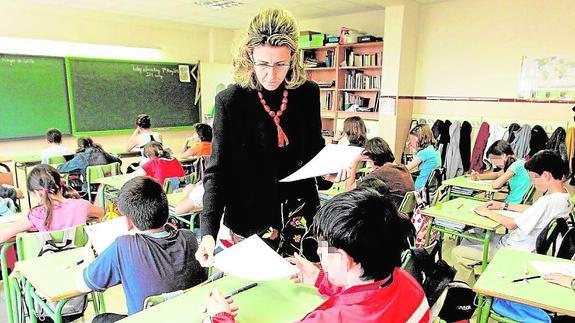 Educación convoca la oposición con más plazas de profesorado en cinco años