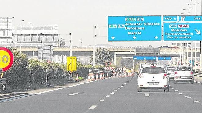 Los contratistas piden 28 millones a Fomento para reanudar tres carreteras