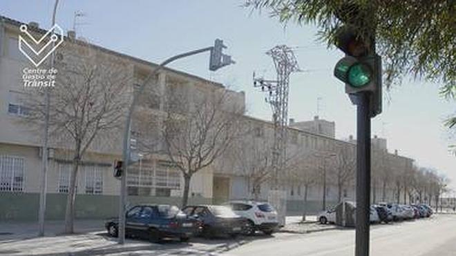 Nuevo paso de peatones semaforizado en Nazaret