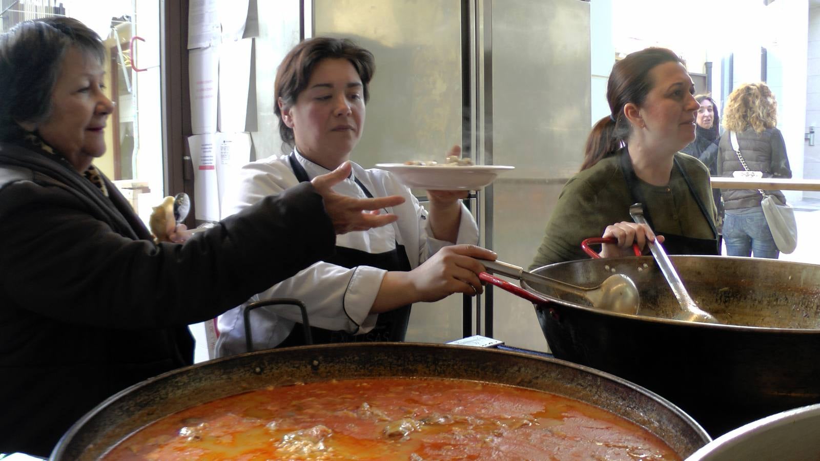 Mamás en Acción celebra un picnic solidario en Tapinería