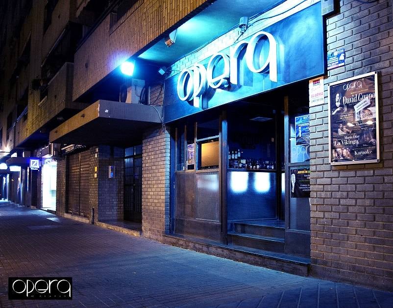 El mítico pub Ópera de Valencia cierra sus puertas en la avenida de Aragón