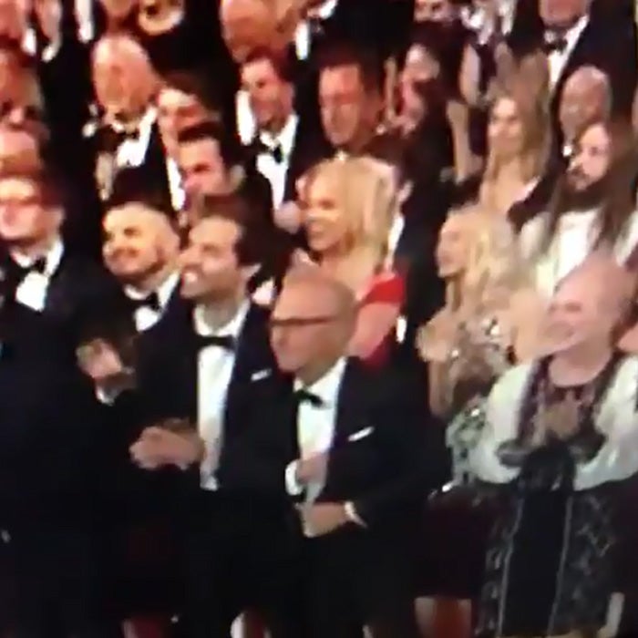 Michael Keaton pillado guardándose su discurso de ganador al perder el Oscar a mejor actor