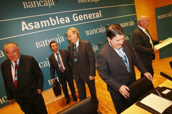 Olivas se saltó el código ético de Bancaja para blindar a Izquierdo