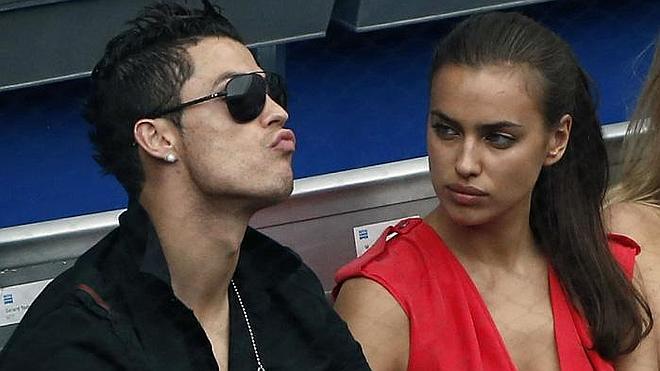 Irina Shayk habla sobre Cristiano: «Me sentí fea e insegura»