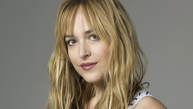 Dakota Johnson pide más dinero por la segunda de '50 Sombras de Grey'