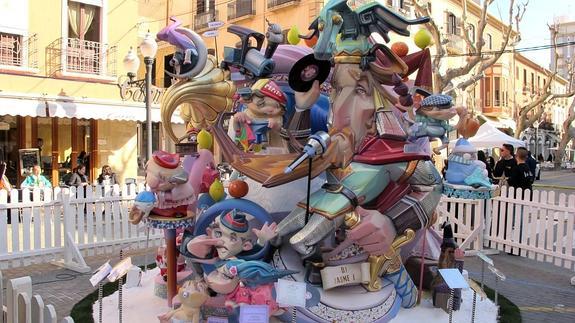 La falla infantil del distrito Centro de Dénia gana el primer premio de la sección especial