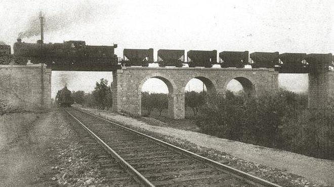 El mítico tren Ojos Negros-Sagunto, de la mina y la siderurgia a la Vía Verde