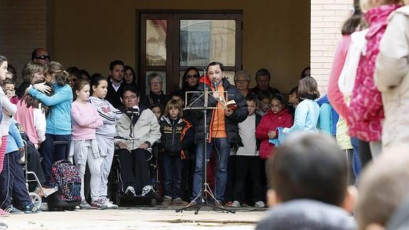 Excompañeros y exalumnos de la profesora fallecida recuerdan su «cercanía»