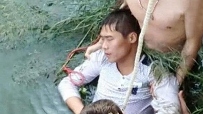 Intenta suicidarse al ver a su prometida en el altar porque era «muy fea»