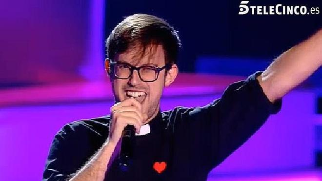 'La Voz': Un cura entra en el concurso