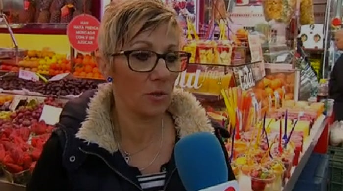 Los vendedores del Mercado Central rechazan la posibilidad de limitar el acceso a los turistas